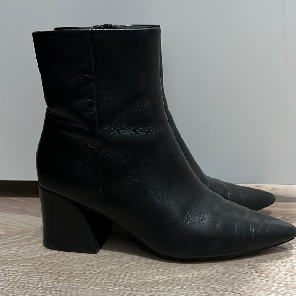 Steve Madden Black Ankle Booties with Chunky Heel